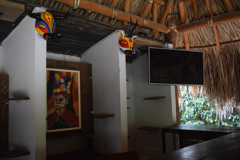 Palomino Breeze Hostal Buitenkant foto